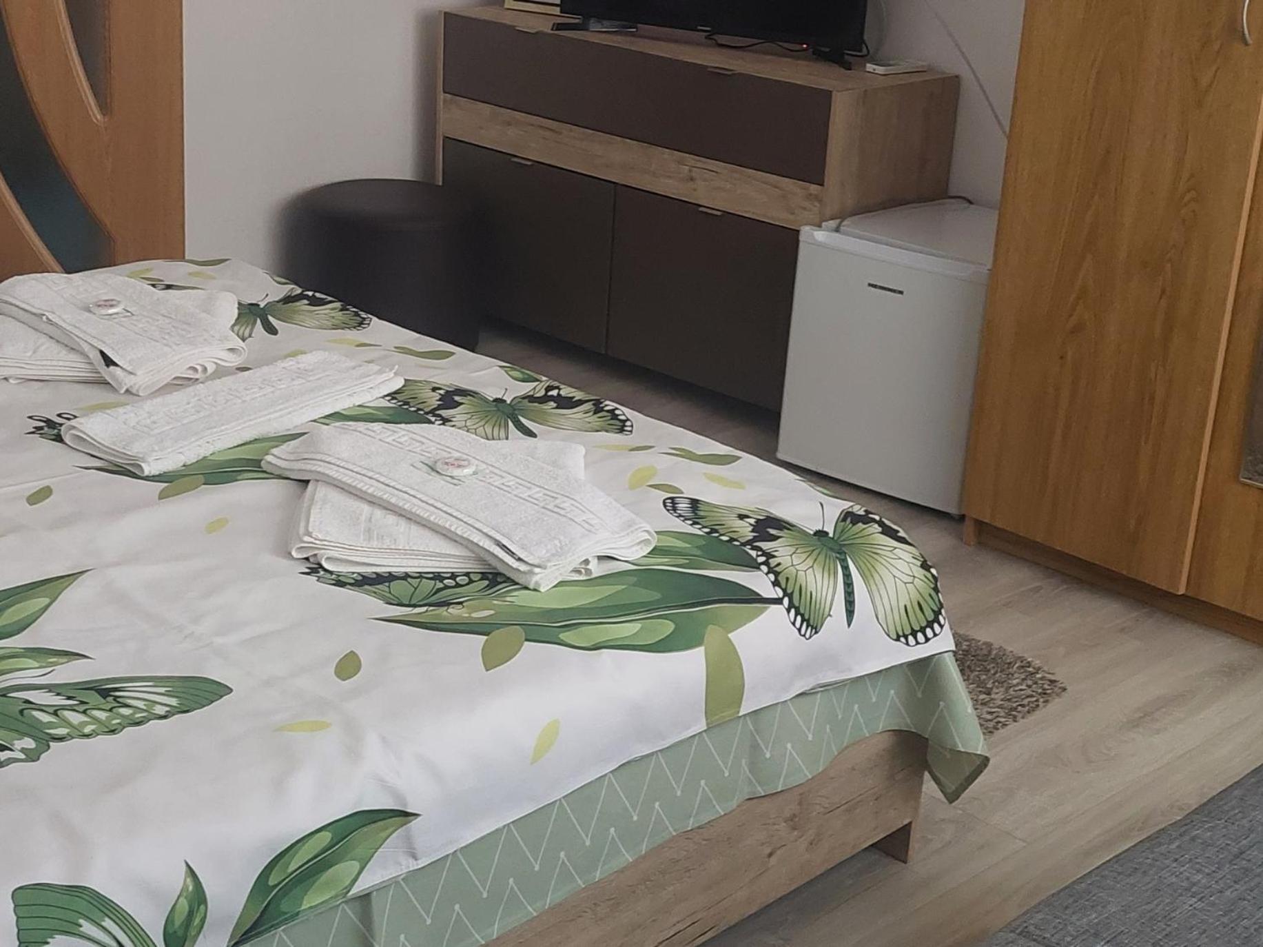 Pensiunea Happy Flowers Greci Екстериор снимка